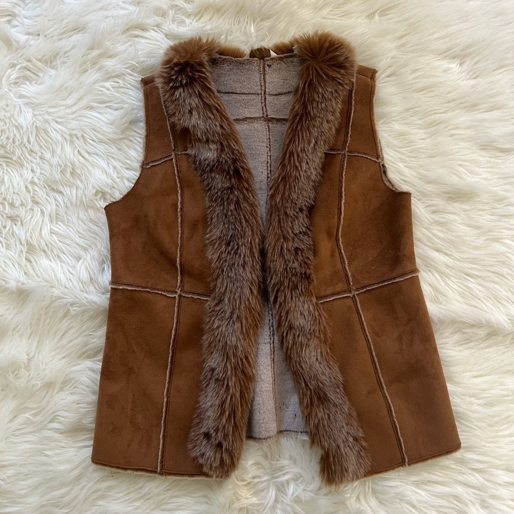 Orvis Faux Fur & Suede Vest